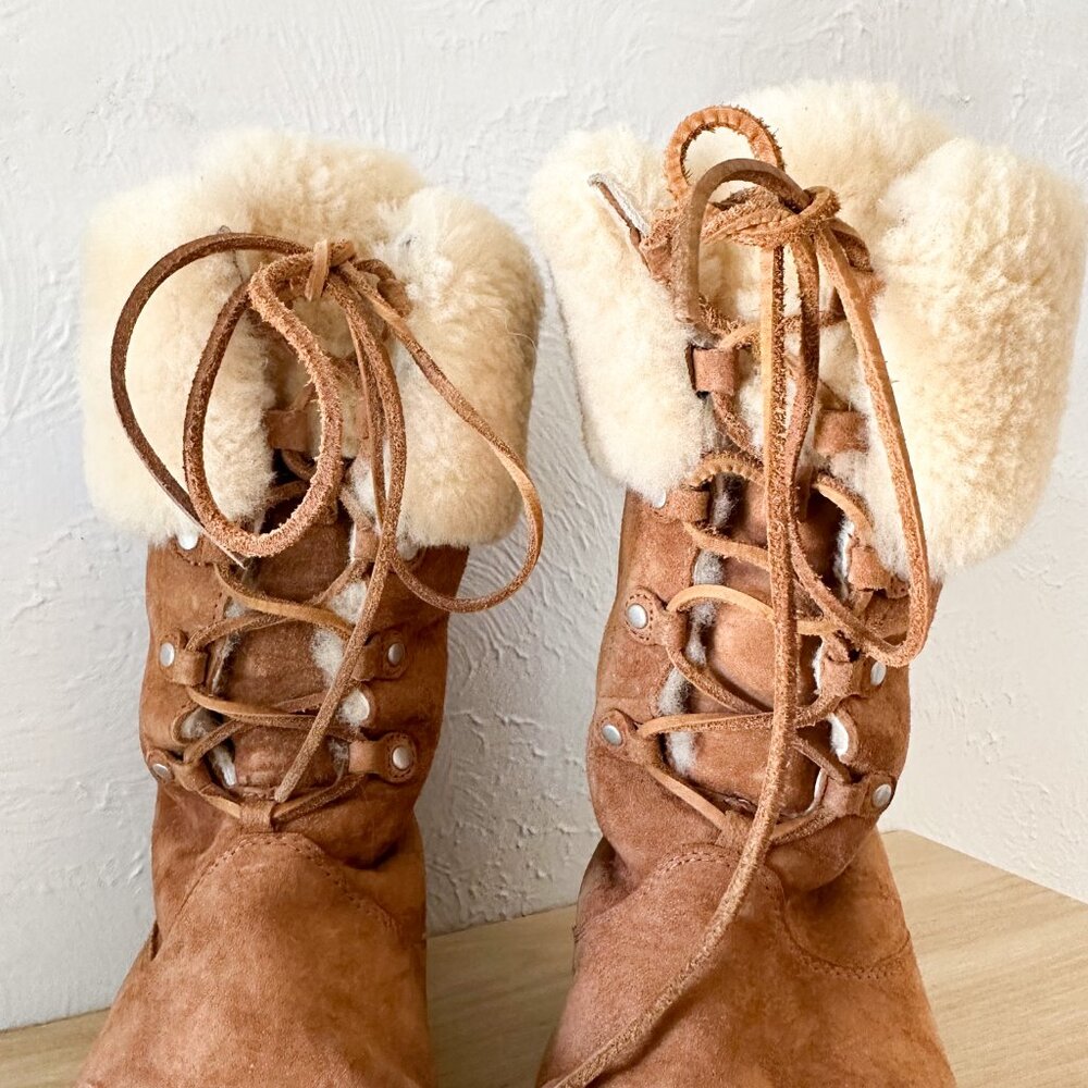 UGG | Australia Montclair Cuffed‎ Suede Sheepskin Lace-Up Boots in Chestnut - Picture 8 of 10